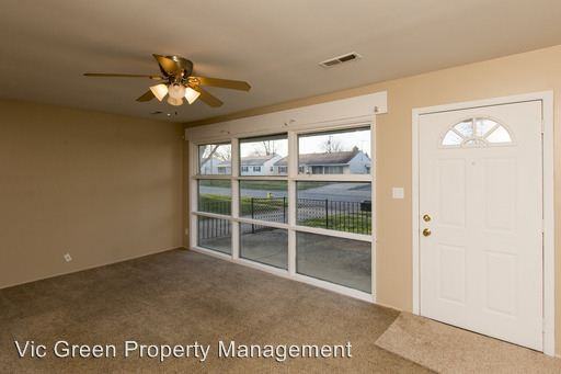 4733 Ozark Ave - Photo 3 of 29