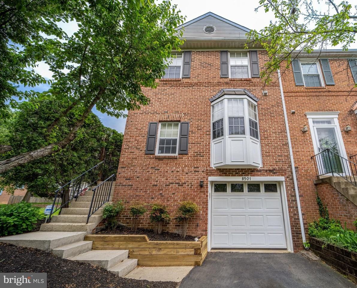 8501 Blue Bird Woods Ct - Photo 2 of 43