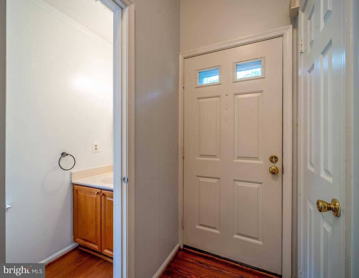 8501 Blue Bird Woods Ct - Photo 6 of 43