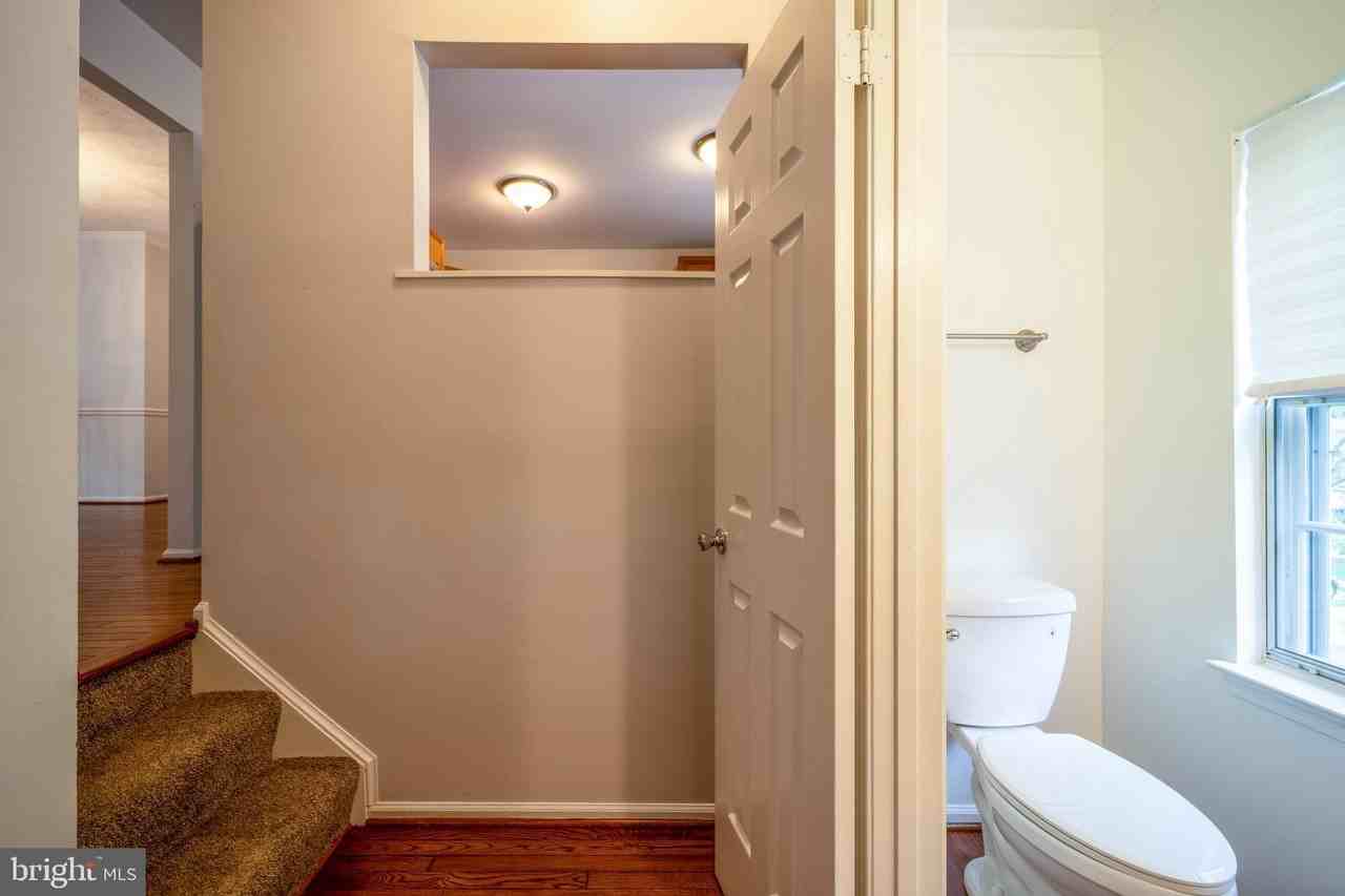 8501 Blue Bird Woods Ct - Photo 7 of 43