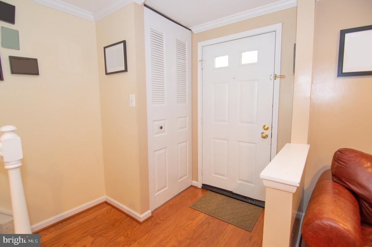 2831 Raymond Ct - Photo 4 of 30