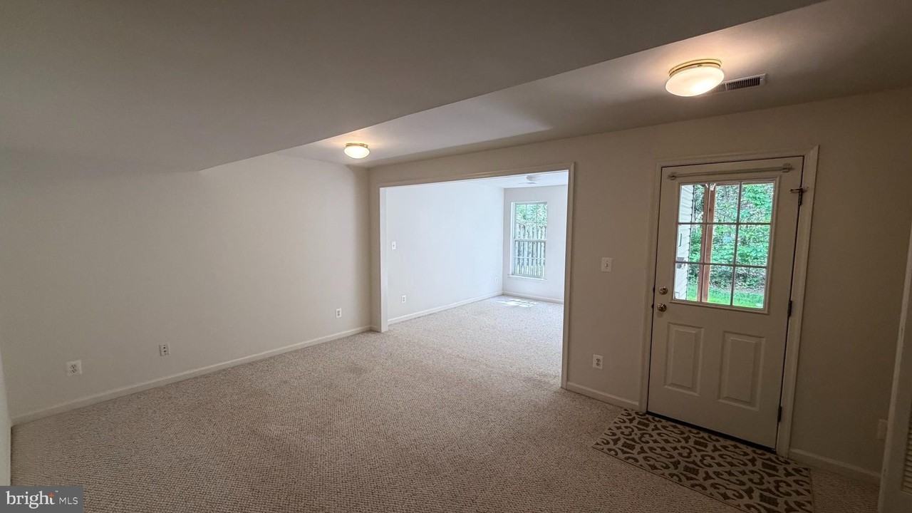 13643 Saint Johns Wood Pl - Photo 4 of 32