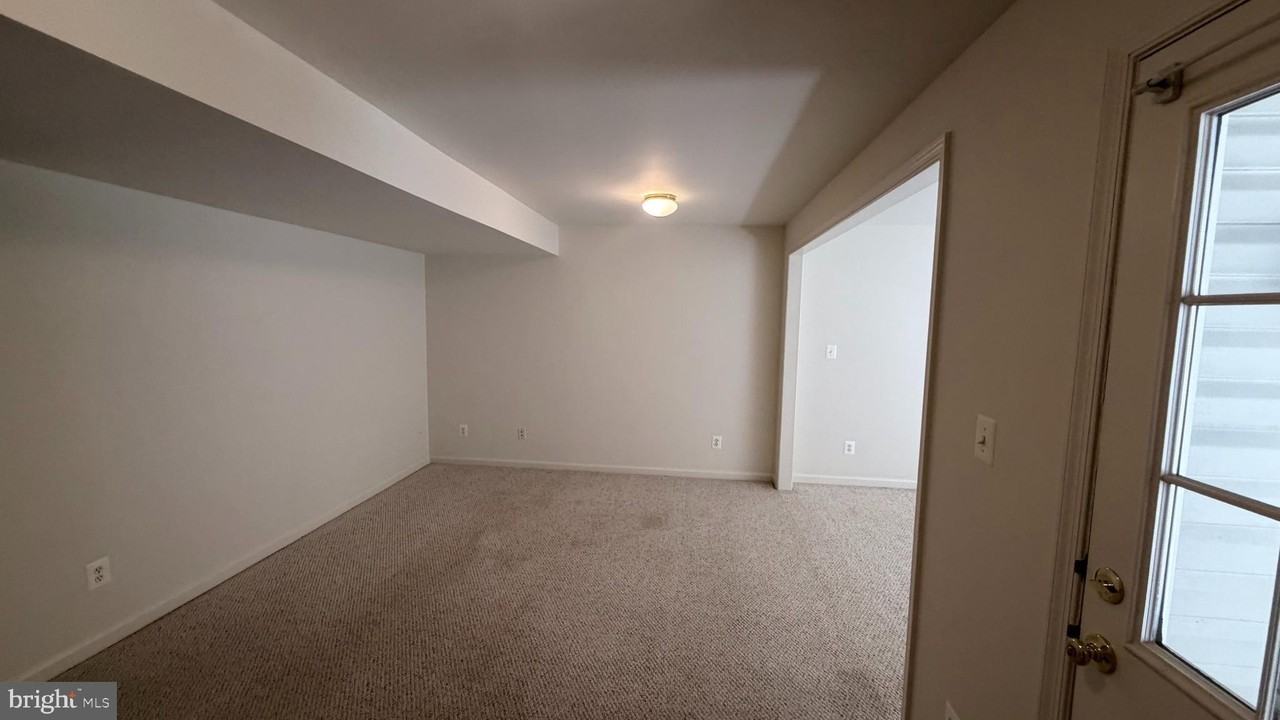 13643 Saint Johns Wood Pl - Photo 5 of 32