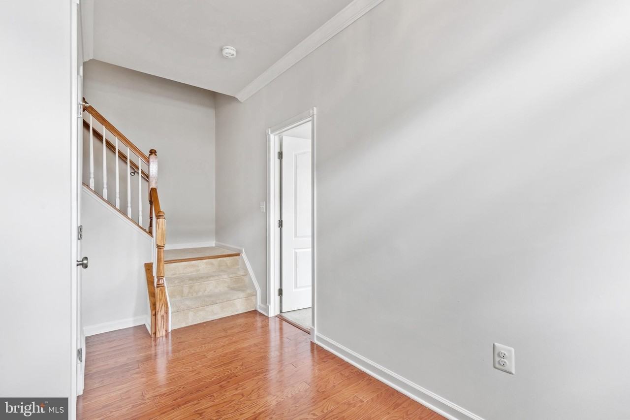 43247 Loudoun Reserve Dr - Photo 4 of 37