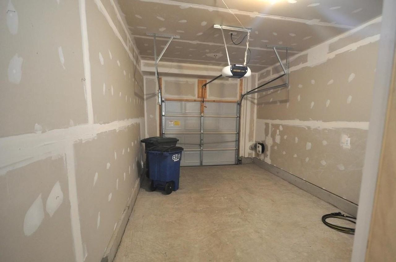 19444 Promenade Dr - Photo 4 of 27