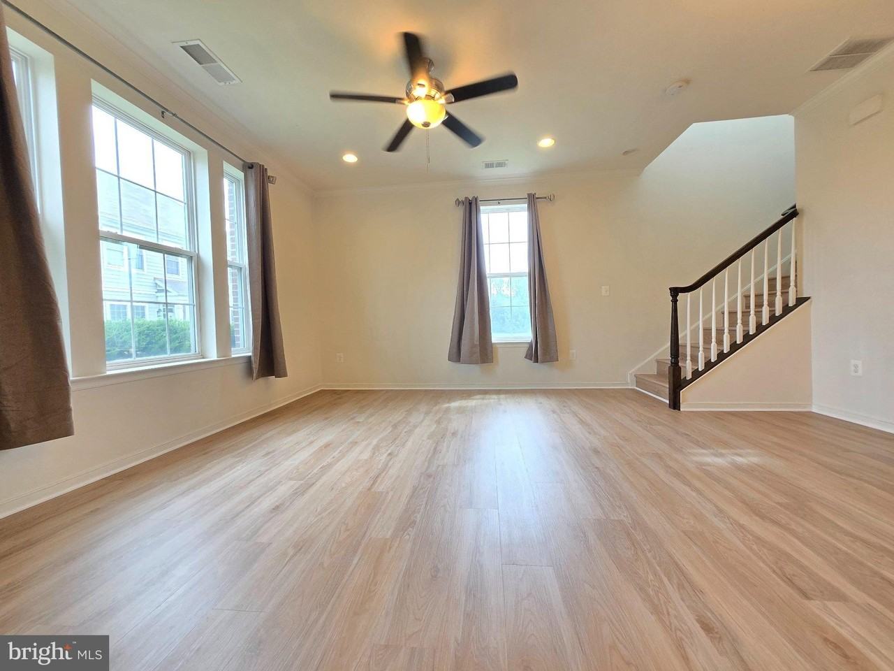 43997 Vaira Ter #1 - Photo 3 of 16