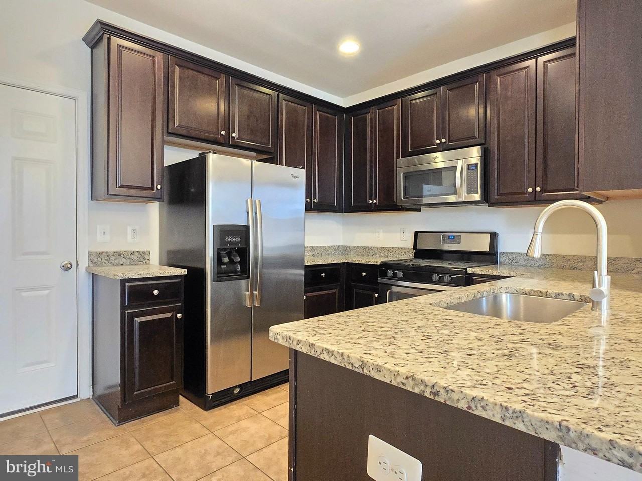 43997 Vaira Ter #1 - Photo 4 of 16