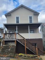 122 Spring St #B - Photo 1 of 1