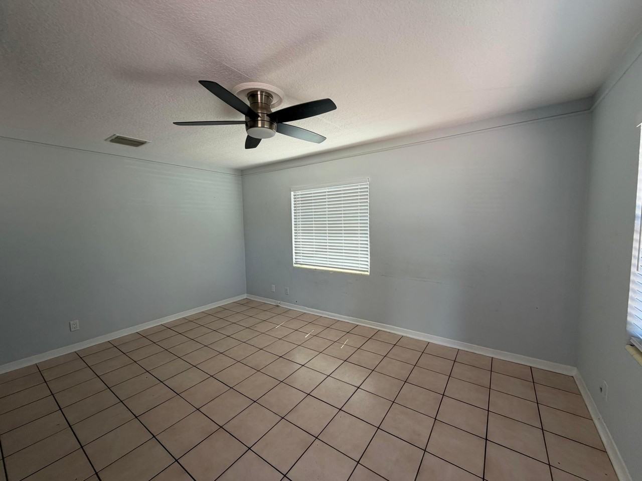 112 Prospect Rd - Photo 6 of 21