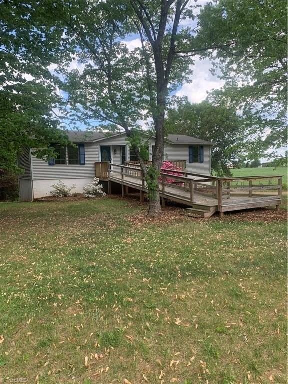 247 Baltimore Rd - Photo 3 of 15