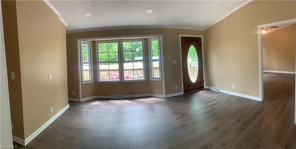 247 Baltimore Rd - Photo 5 of 15