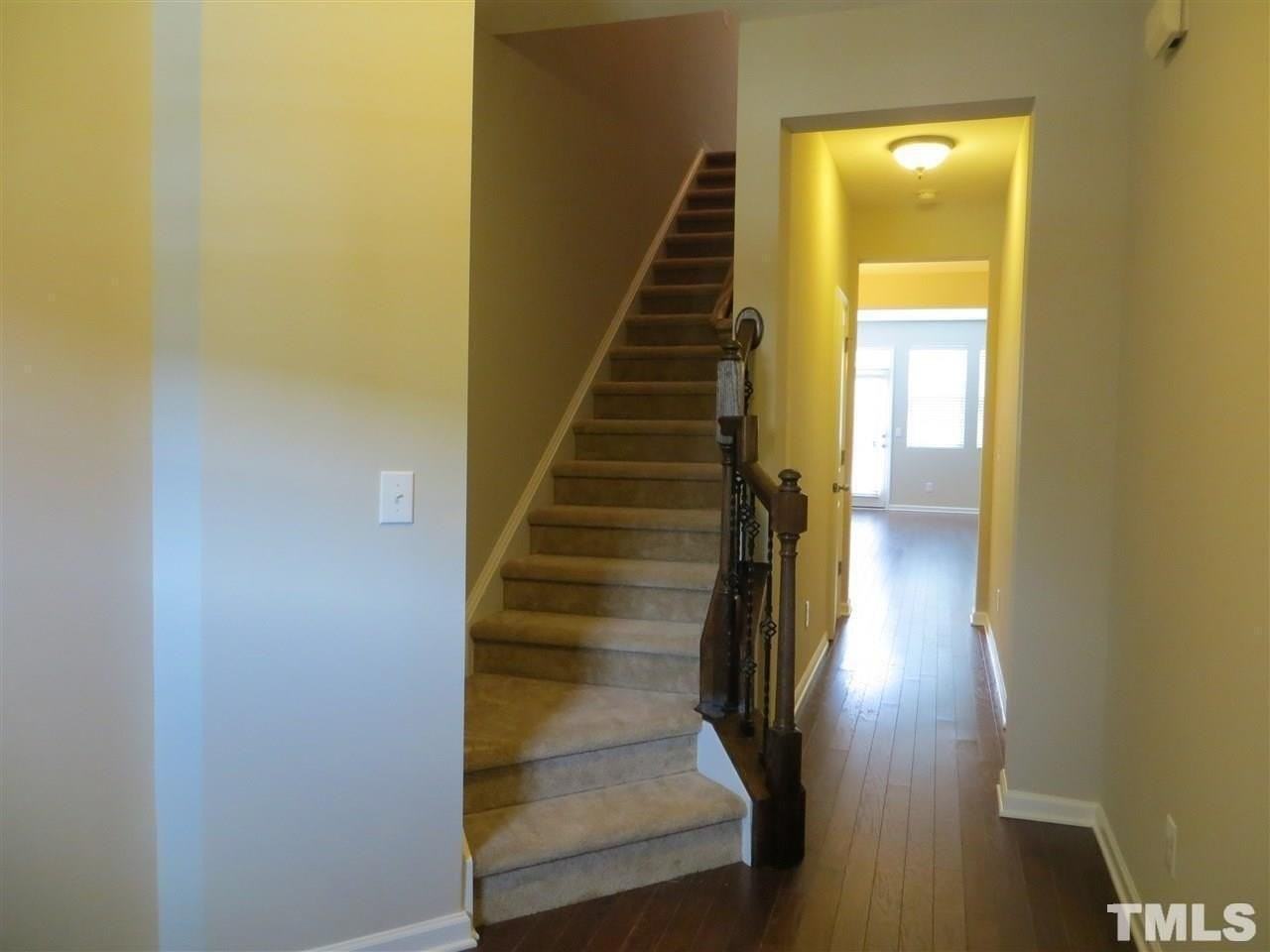 547 Libson St - Photo 2 of 10