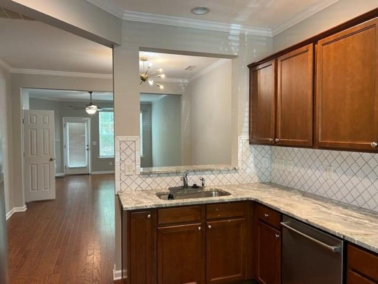3022 Berkeley Springs Pl - Photo 5 of 29