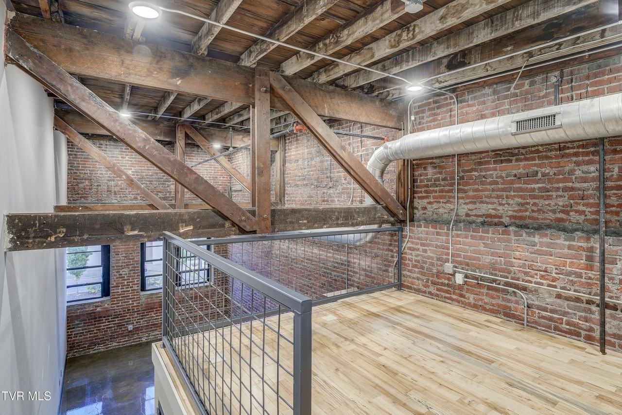 121 N Commerce St #208 - Photo 6 of 23