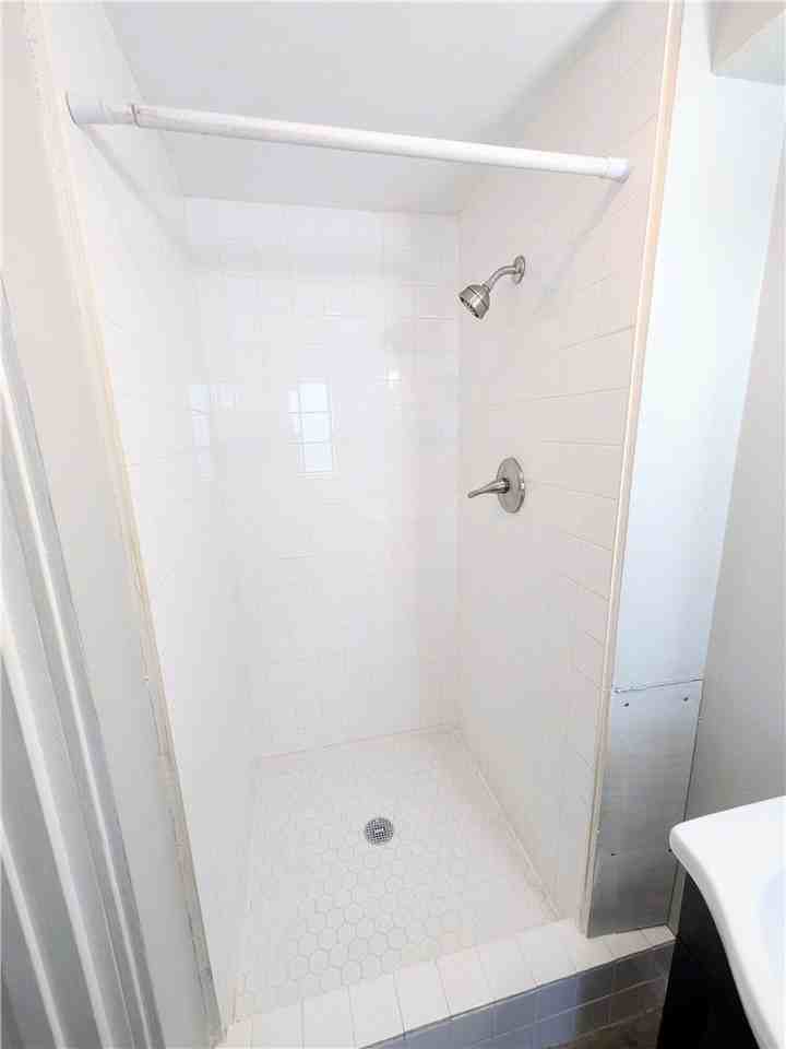 219 North Ave #1 - Photo 7 of 8
