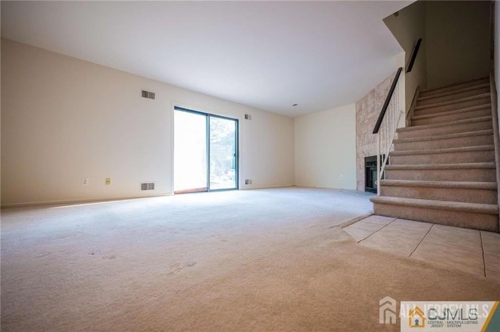 12 Sunflower Ct - Photo 5 of 17