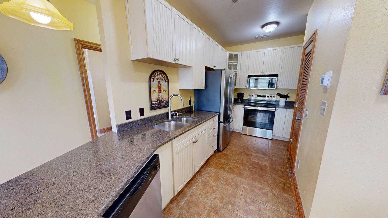 5205 S Croatan Hwy #7 - Photo 2 of 12
