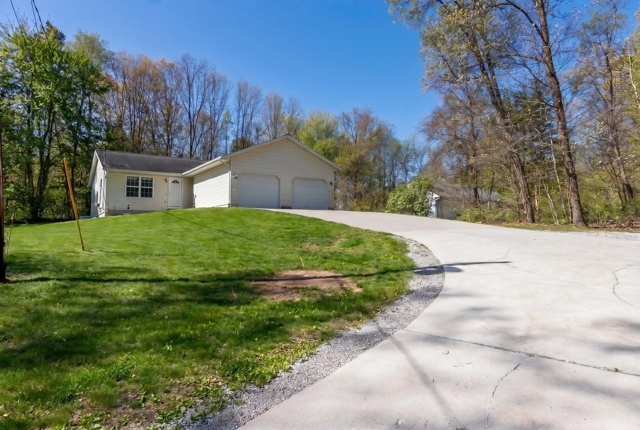 8173 Stadium Dr #8173 - Photo 2 of 19