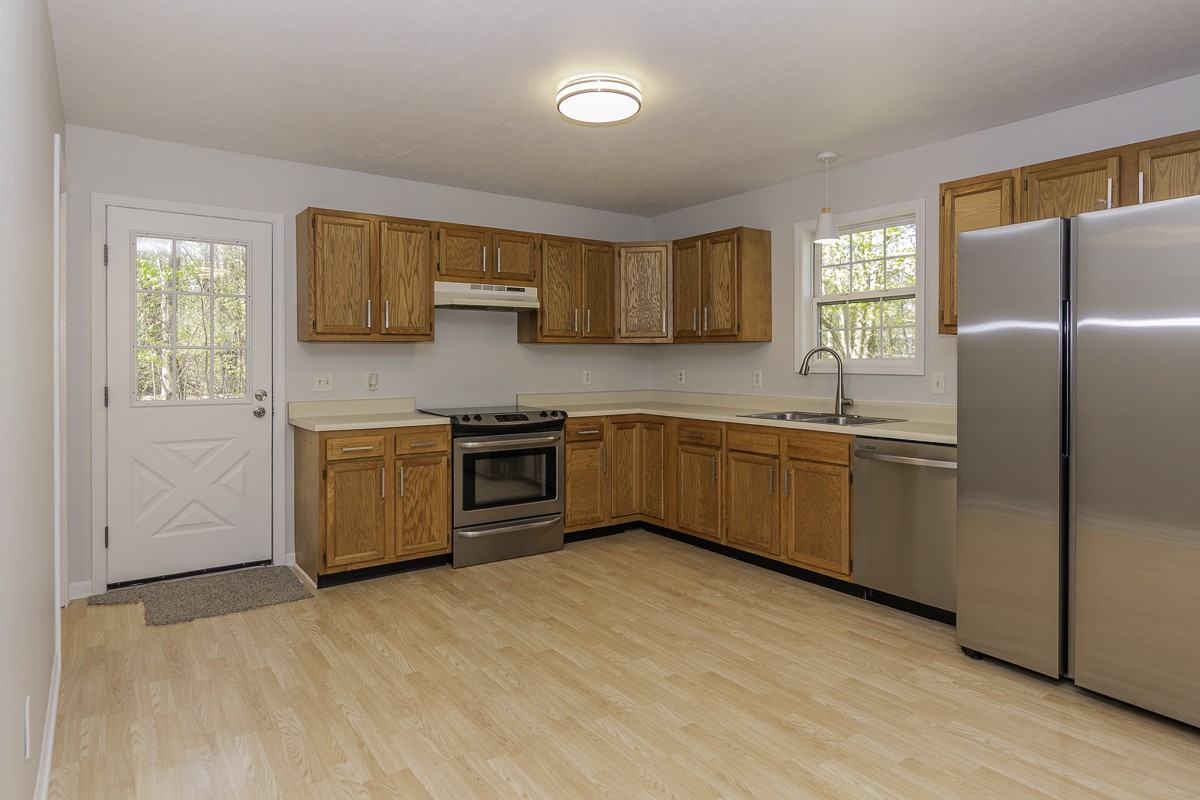 8173 Stadium Dr #8173 - Photo 5 of 19
