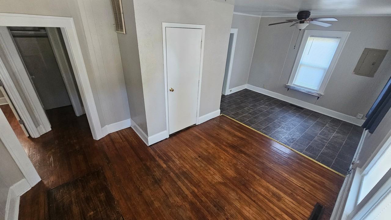 412 S Fort Ave #1 - Photo 2 of 9