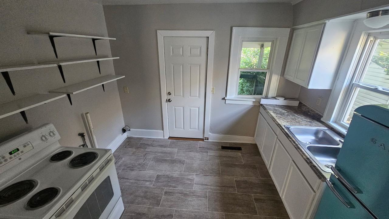 412 S Fort Ave #1 - Photo 5 of 9