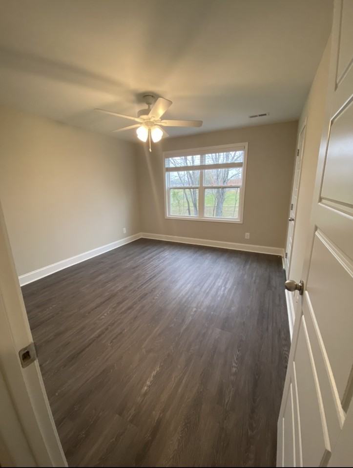 1024 Glenkirk Dr #C - Photo 6 of 20