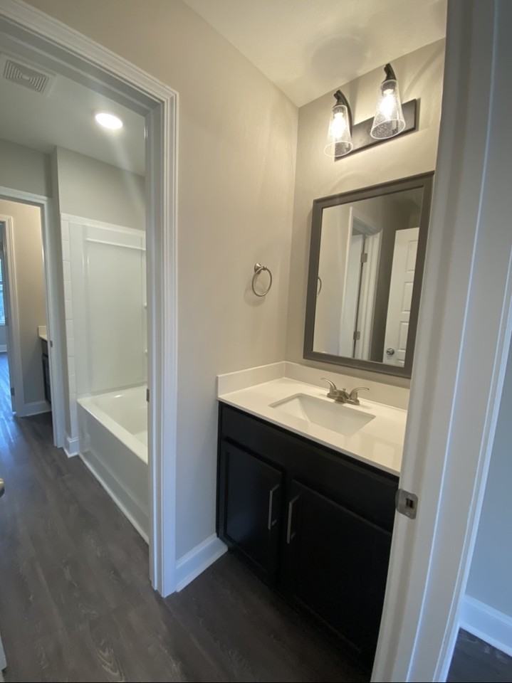 1024 Glenkirk Dr #C - Photo 7 of 20