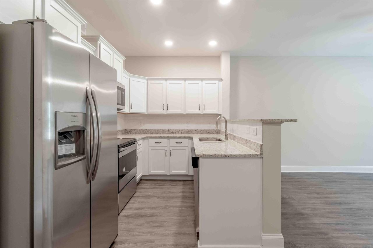 287 Smithson Ln #D - Photo 4 of 13