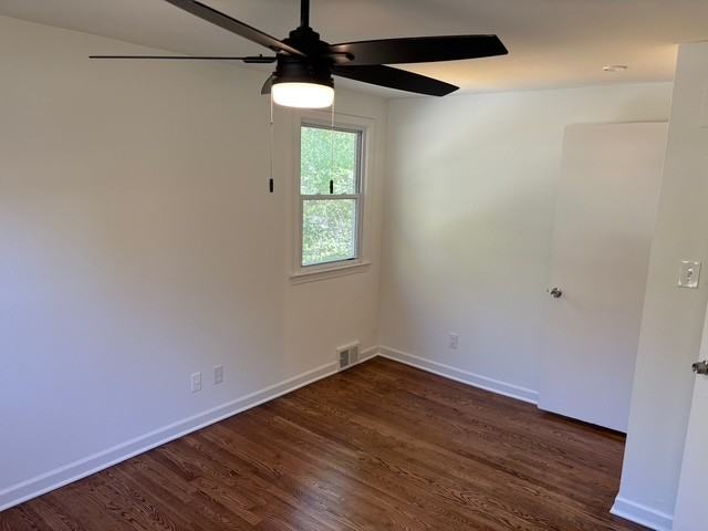 5525 Perry Ln #1 - Photo 7 of 9