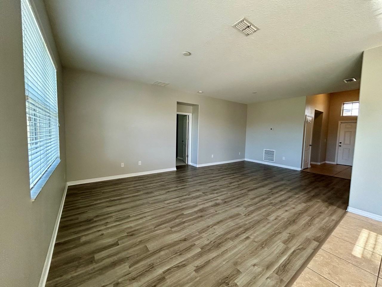 2742 Carrickton Cir #2742 - Photo 7 of 23
