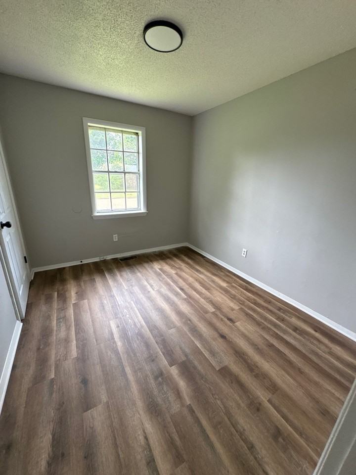 134 Young St #1 - Photo 5 of 10