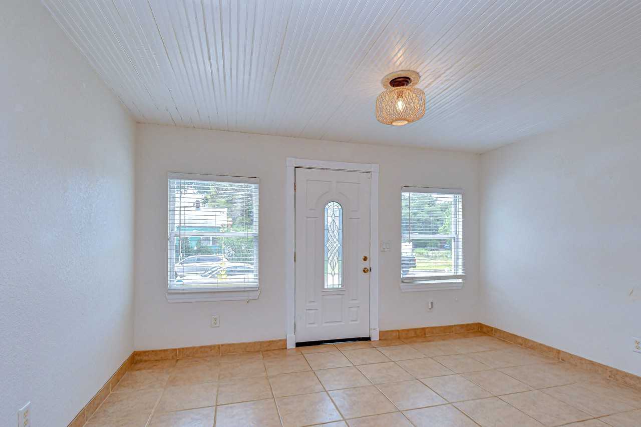 3653 2nd Ave N #1 - Photo 3 of 35