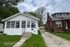 featured image of 414 N Hayford Ave