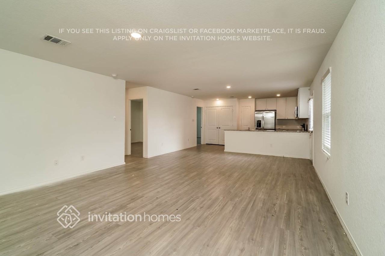 149 Parish Ln - Photo 5 of 17