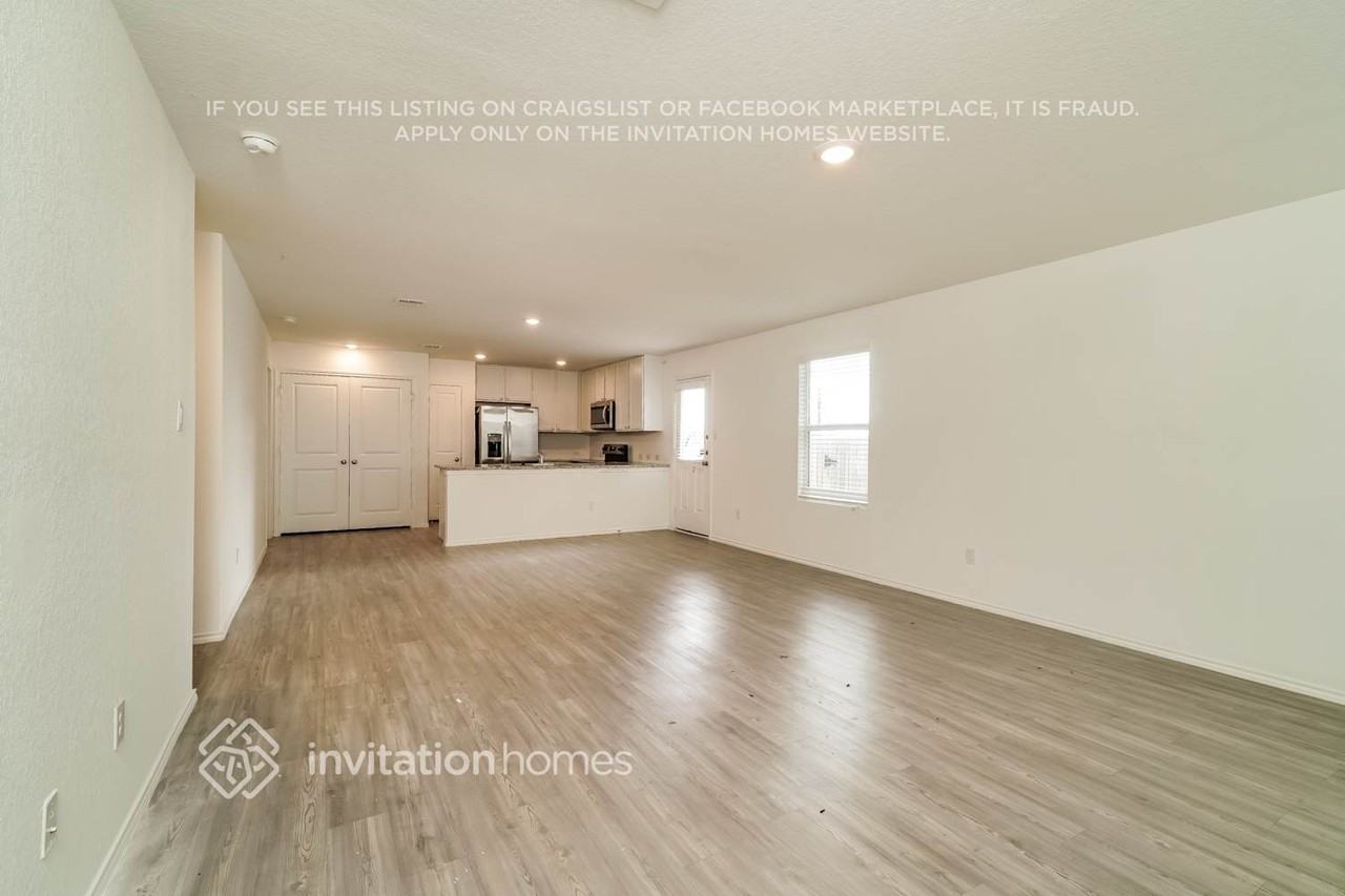 149 Parish Ln - Photo 6 of 17