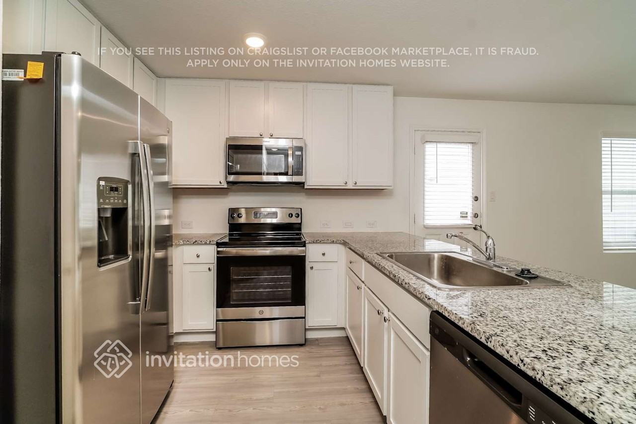 149 Parish Ln - Photo 7 of 17