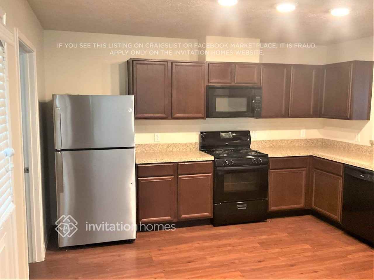 4026 Hawthorne Arbor - Photo 5 of 13