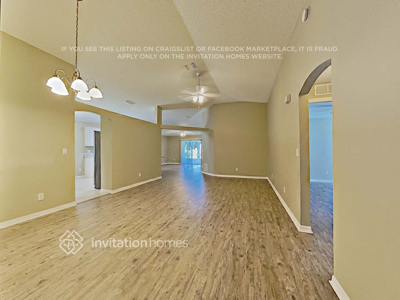 1052 Brumpton Pl - Photo 3 of 24