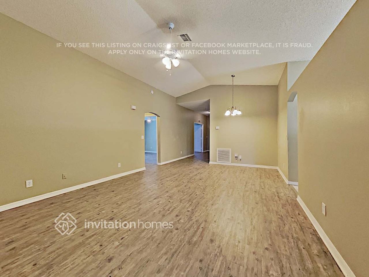 1052 Brumpton Pl - Photo 5 of 24