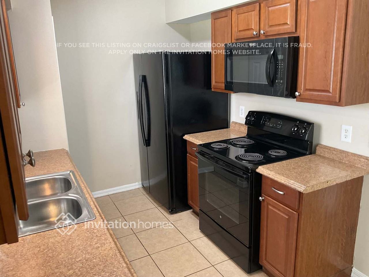 2830 Chalmer St - Photo 5 of 10