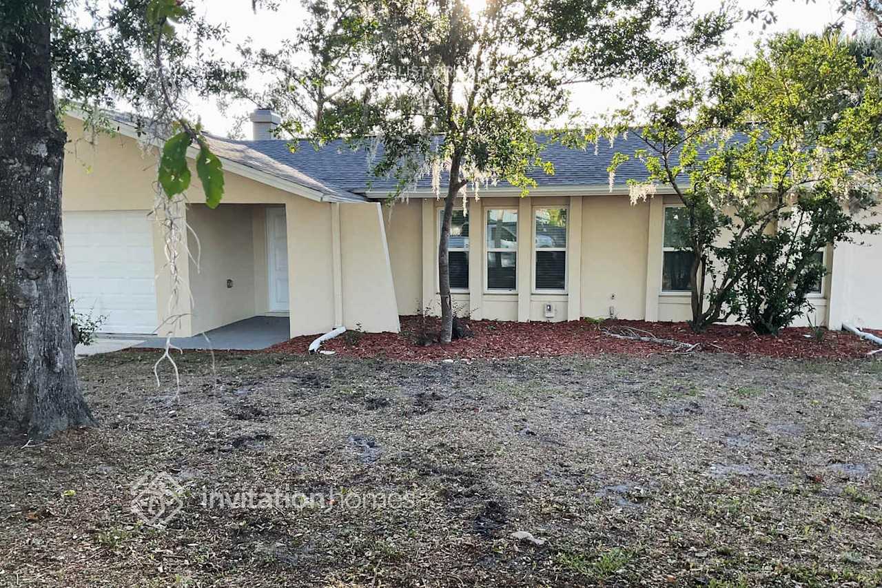 918 Rangeline Rd - Photo 2 of 18