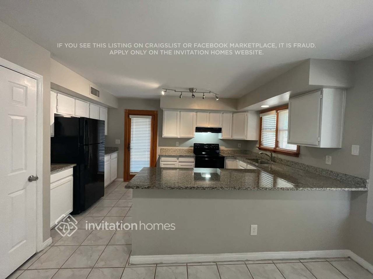 5439 W North Ln - Photo 5 of 15