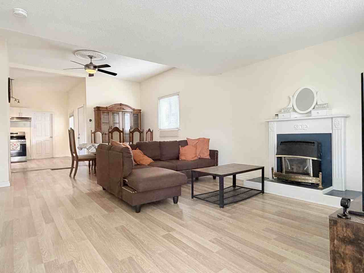 255 Maxwell St - Photo 3 of 21