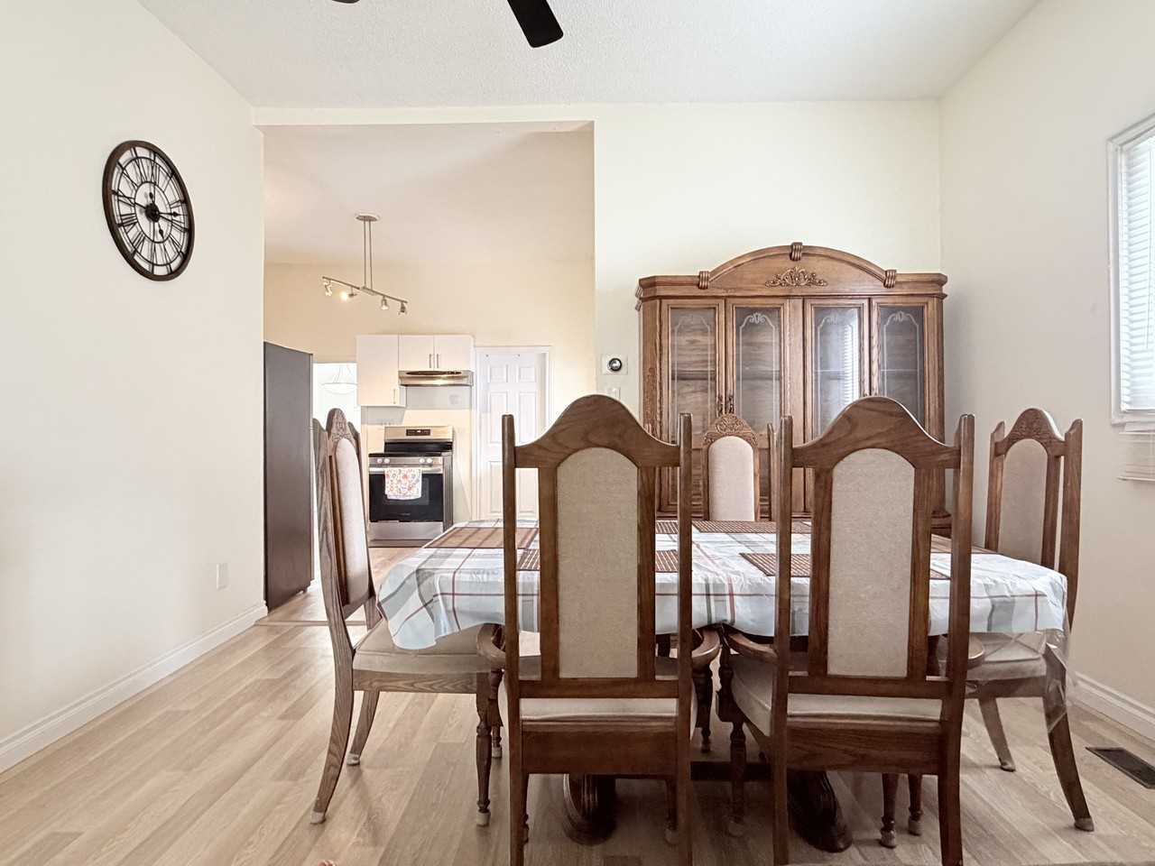 255 Maxwell St - Photo 6 of 21