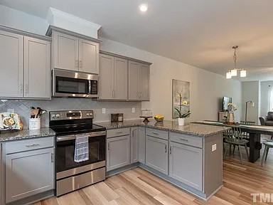 1381 Regents Ln #1 - Photo 5 of 19