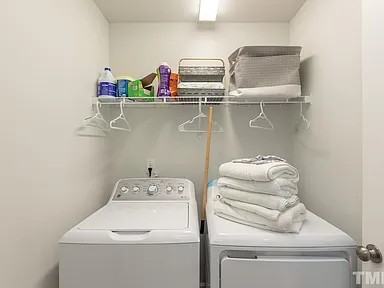 1381 Regents Ln #1 - Photo 7 of 19