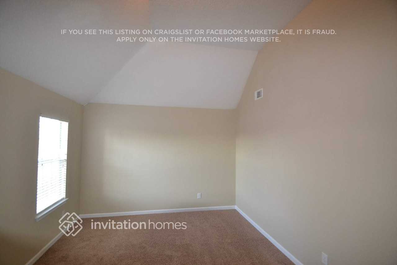 4169 Donna Way - Photo 2 of 5