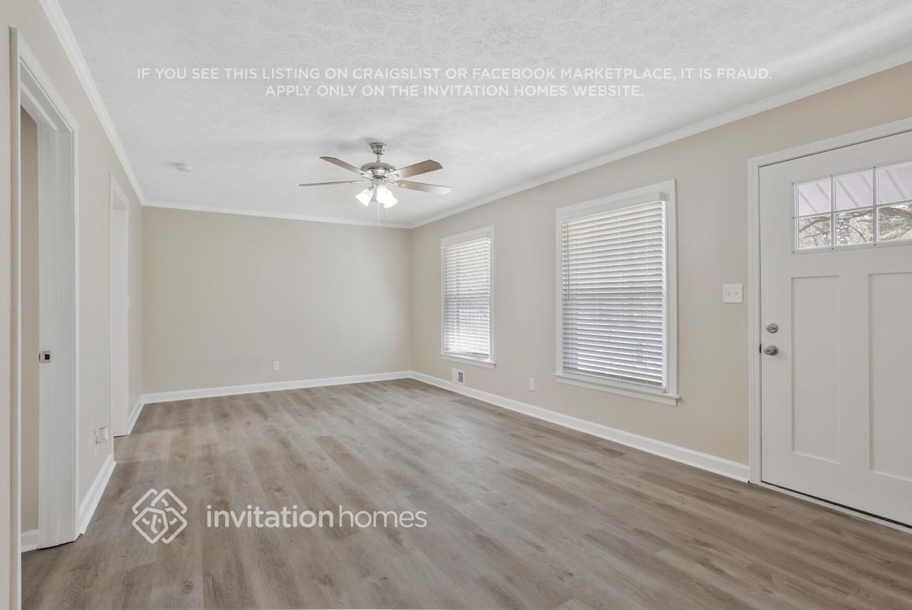 6661 Starling Dr Sw - Photo 3 of 18