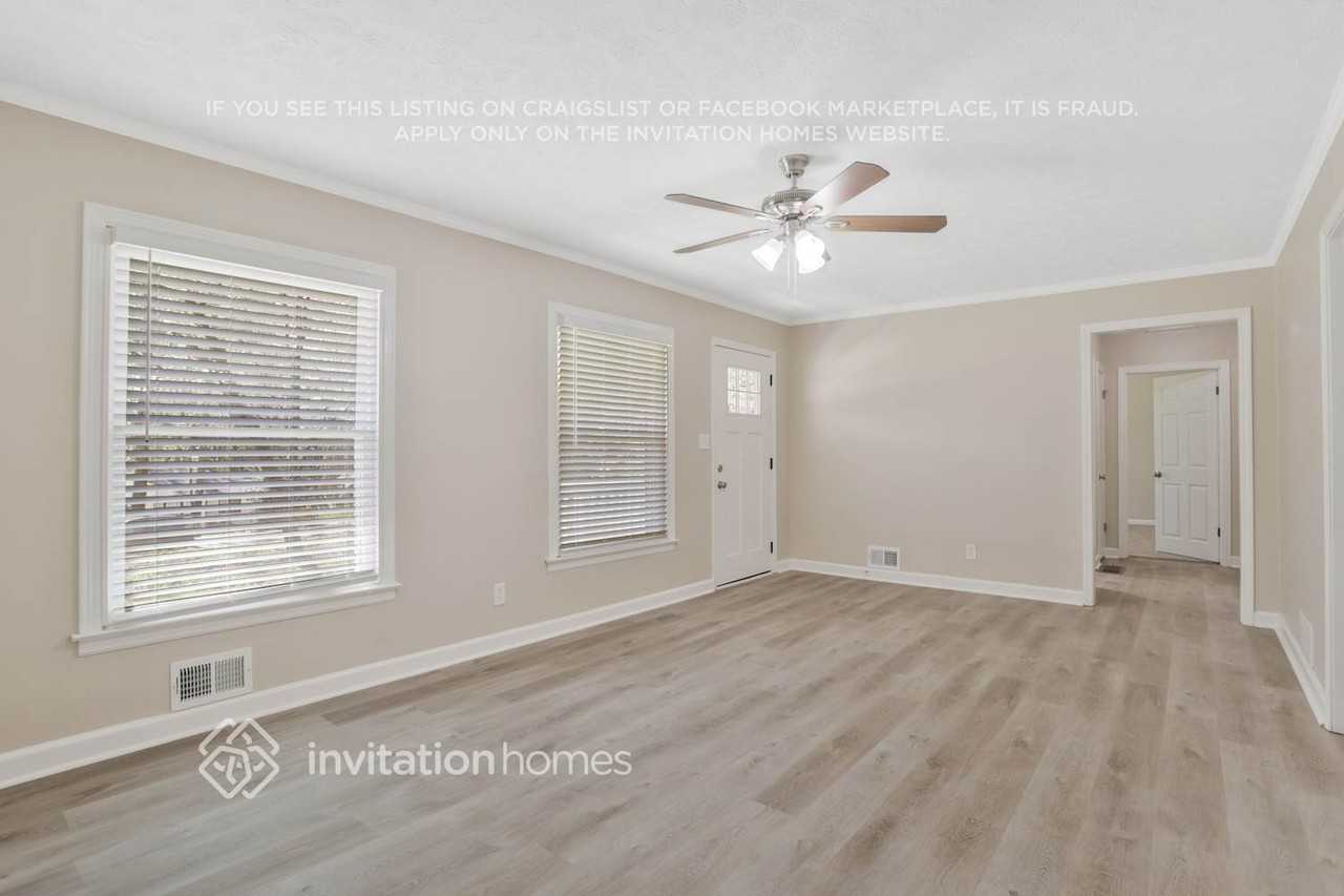 6661 Starling Dr Sw - Photo 4 of 18