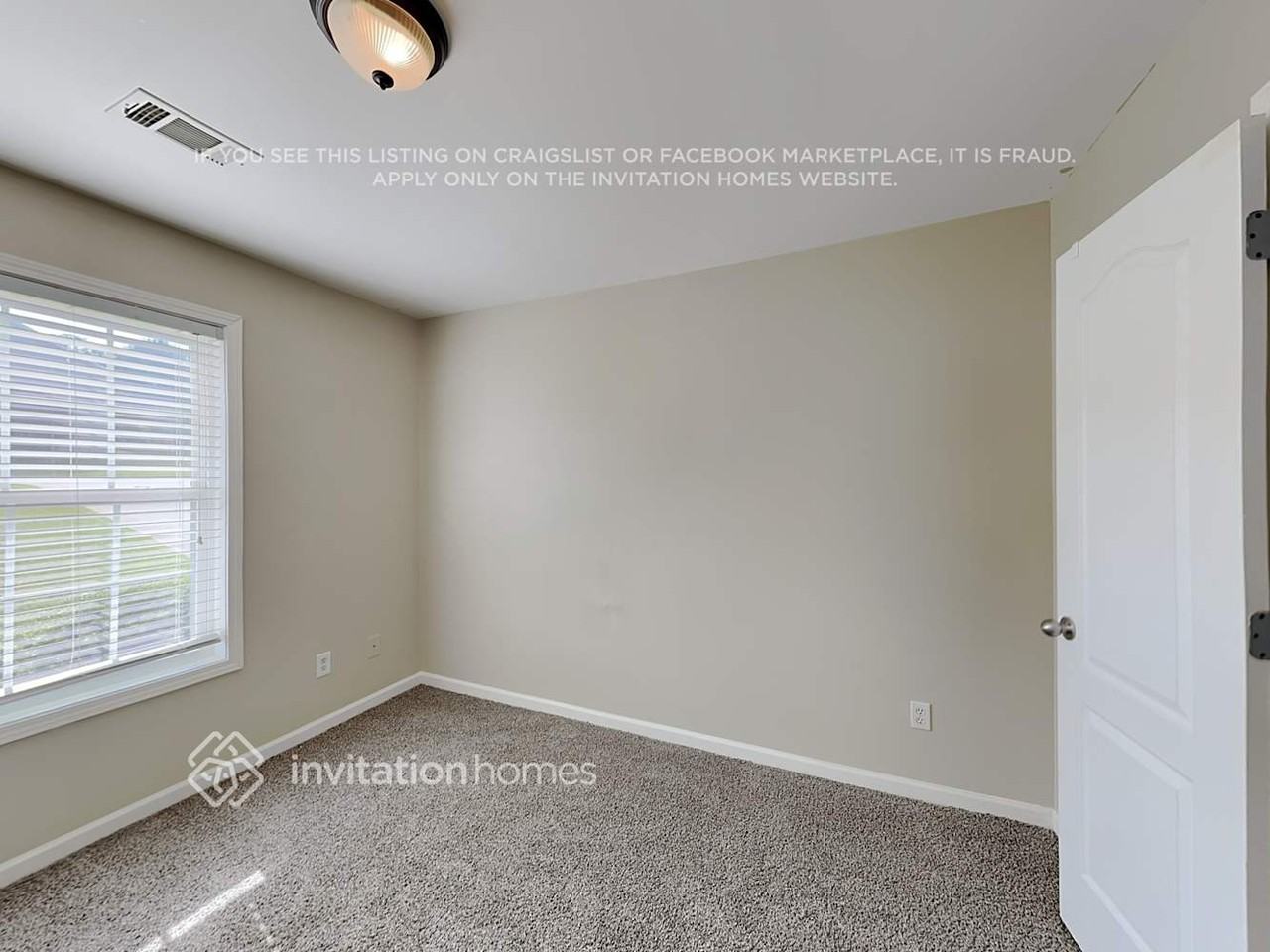4730 Camelot Dr - Photo 7 of 16